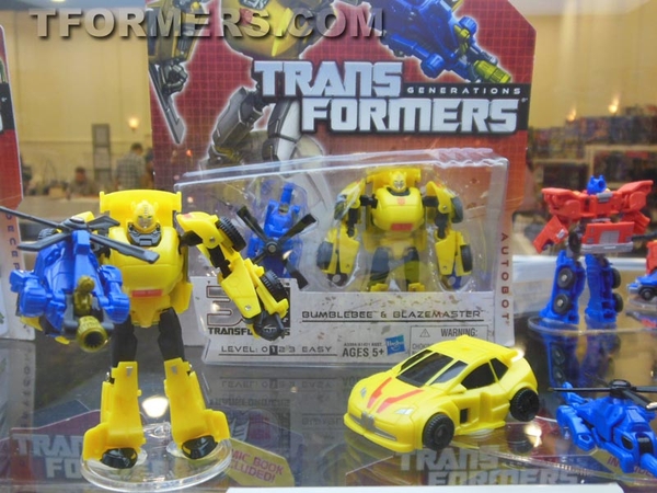Transformers=botcon 2013 Generatations Prime Paltinum  (103 of 424)